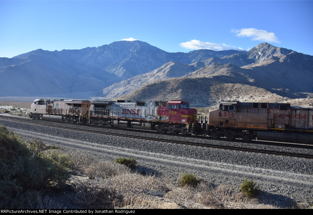 BNSF 764